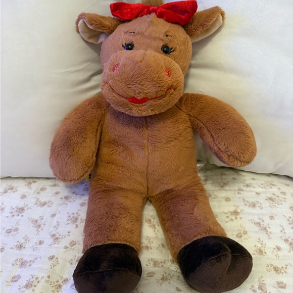 Stuffed Animals - Picture 4 of 10